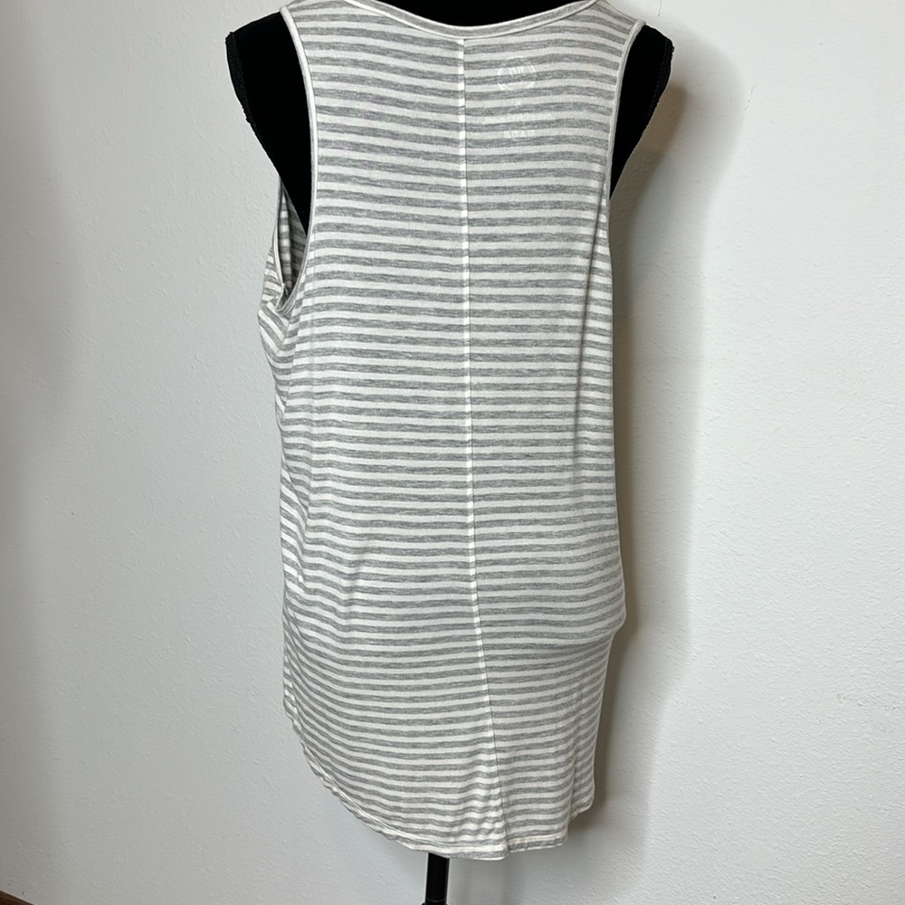 Maurices 24/7 Size Xl Gray And White Striped Tank… - image 4